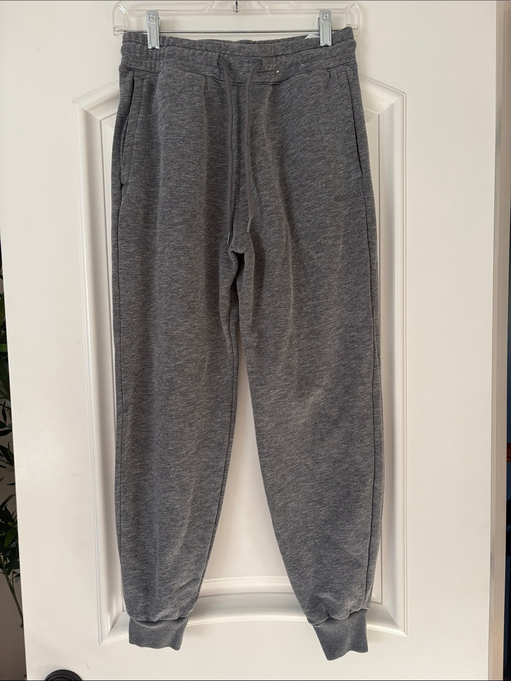 Hollister Men's Heather Charcoal Fleece Joggers